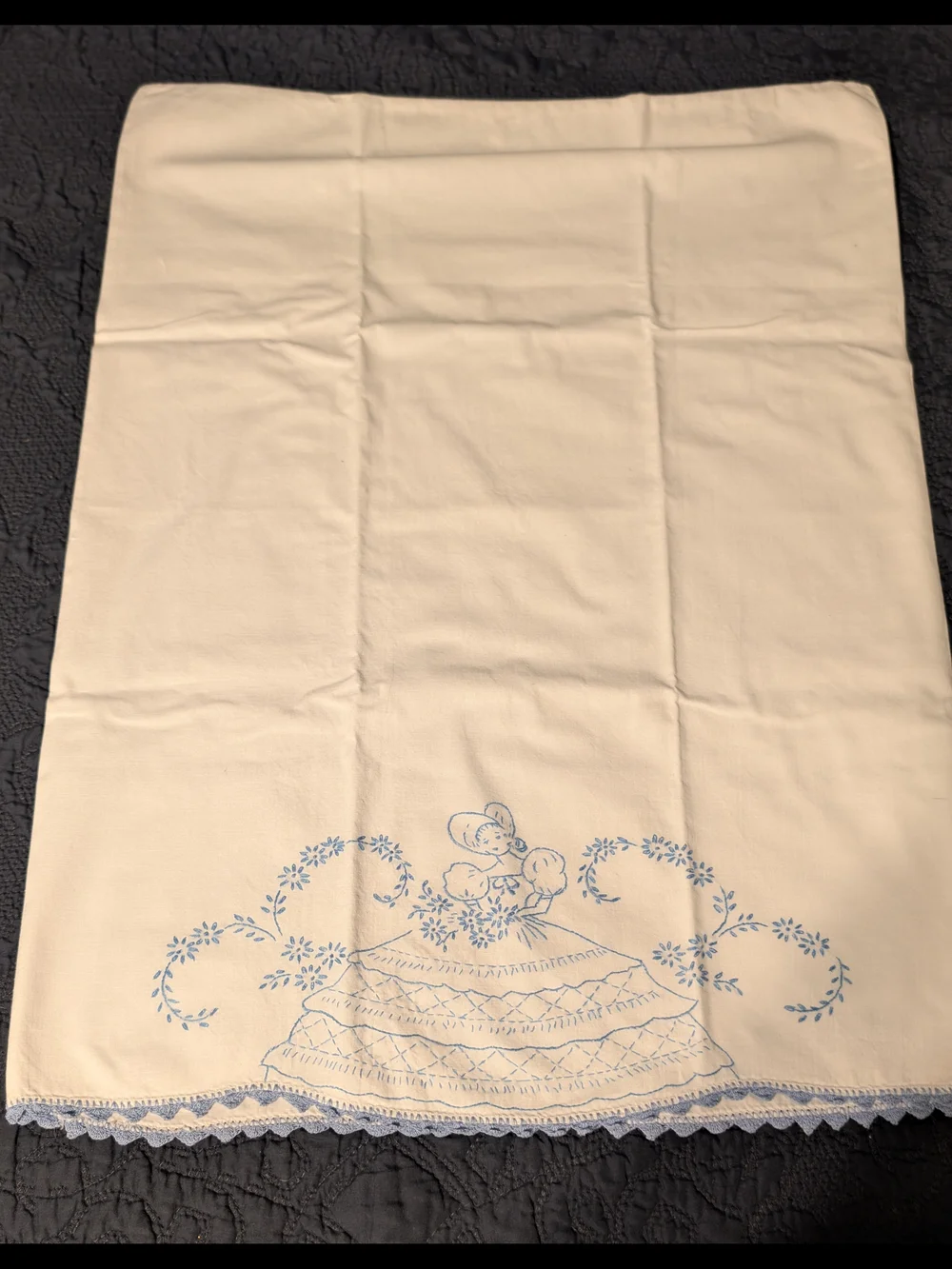 Embroidery Ladies In Light Blue Pillowcase Set